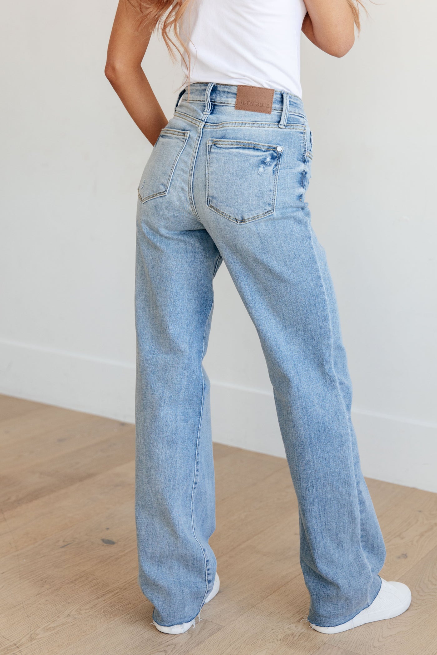 Mildred High Rise V Front Waistband Straight Jeans